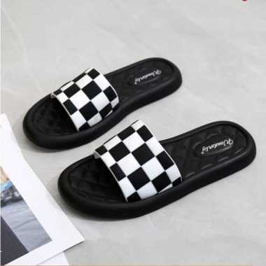 Sandal Kokop Wanita Terbaru Motif Catur 37 hitam