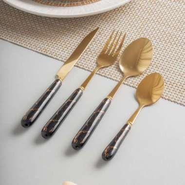 Marble Streaks Black Cutleries Set / Peralatan Makan Set
