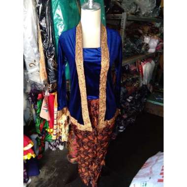 Kebaya Bludru Kutu Baru Domas Bordir Payet Elegan Biru