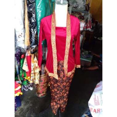 Kebaya Bludru Kutu Baru Domas Bordir Payet Elegan Merah