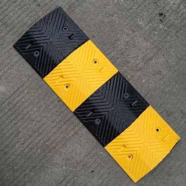 Polisi Tidur 100CM Karet Rubber Speed Hump