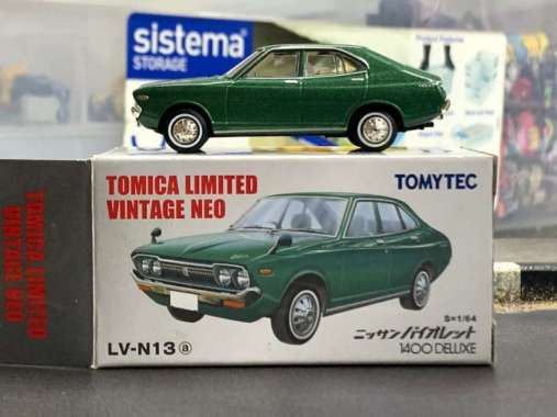 Tomica Limited Vintage Neo LV-N13a Nissan Violet 1400 Deluxe