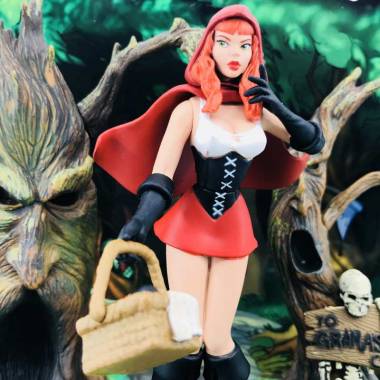 MEZCO TOYZ Scary Tales Little Red Riding Hood Action Figure