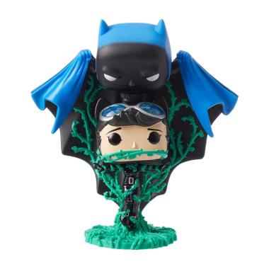 Funko POP! Comic Moment Hush Batman and Catwoman Action Figures