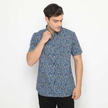 POLICE Kemeja Abstrak Printing Regular Fit Pria Navy L