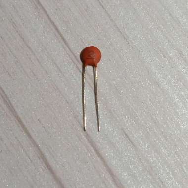 Kapasitor Keramik 2 PF