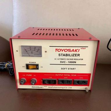 Toyosaki SVC-1000N Voltage Stavolt Motor Stabilizer [1000VA] MERAH PUTIH