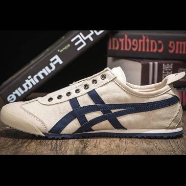 Jual Onitsuka Tiger 1183a238 Serrano Woman Slip On Sepatu Slip On Wanita Murah September 2020 Blibli Com