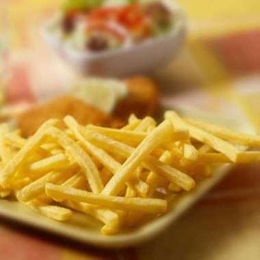Kentang McCain Surecrisp Shoestring Butter coated French Fries Potato 1 kg
