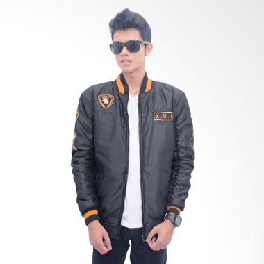 Kezora Xua Bomber Jacket Pria - Black Pale