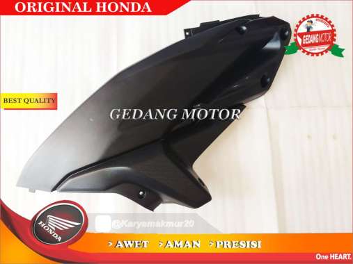 COVER BODY MESIN KIRI VARIO 125 CBS TECHNO ORI AHM