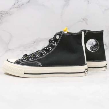 chuck taylor black hightops