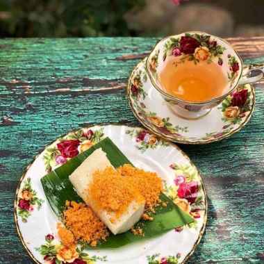 Ketan Bumbu Ny Lanny Oleh Oleh Khas Cirebon