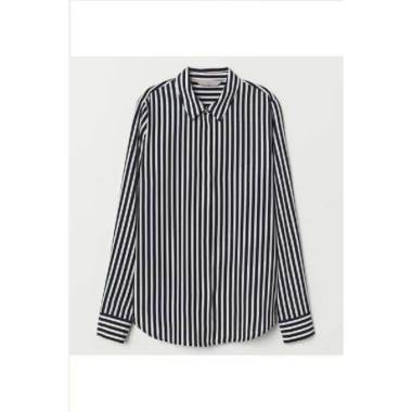 Harga White Shirt HNM Terbaru Mei 2022 