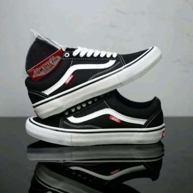 vans authentic pro all black