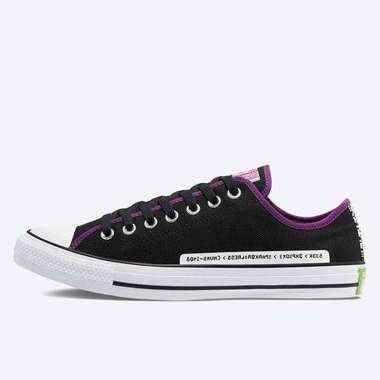 converse_sepatu--lari-converse-chuck 