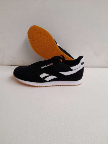 Jual Reebok Classic Men Online Terbaru 