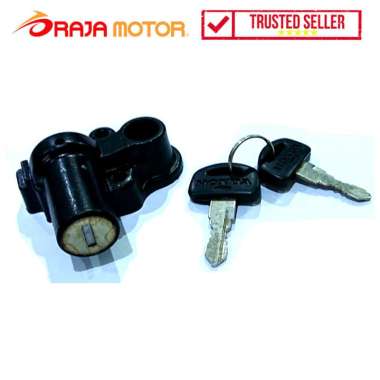 RajaMotor Kunci Jok Honda C700 Hitam