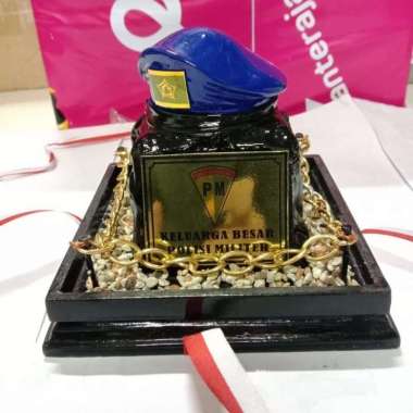 Miniatur Baret Polisi Militer | Miniatur Baret Polisi Militer Akrilik