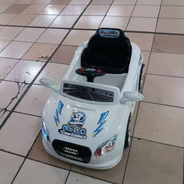 MOBIL AKI AUDI PLIKO PK 6700