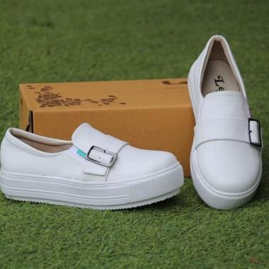 where to buy sanuk shoes in stores