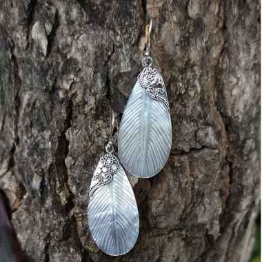 Anting Earrings Perak Silver Bali Hook Panjang Kerang Ukir Bulu Sayap Putih Asli 925