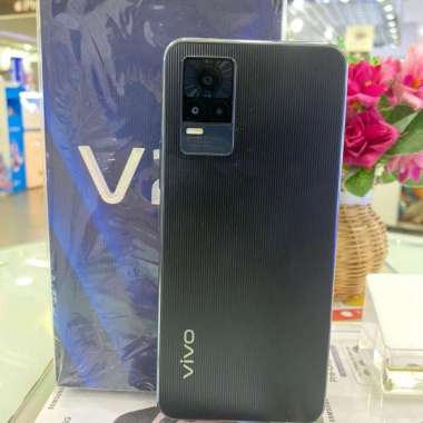 VIVO V21 RAM 8+3 GB RAM