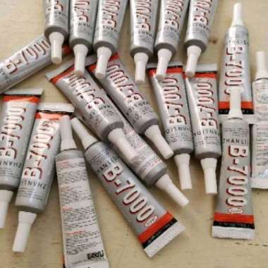 Dijual Lem Touchsreen Lem LCD Zhanlida B7000 Lem Backdoor LCD Hp B7000 Berkualitas 3 Ml