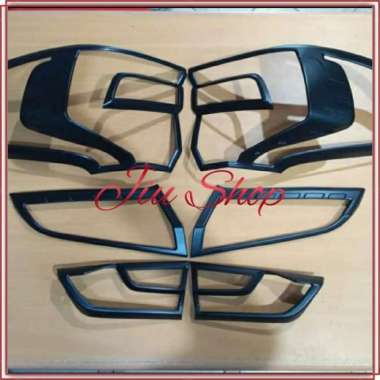 Garnish Lampu Hitam Doff Lampu Belakang All New Ertiga