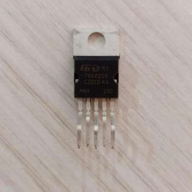 IC TDA 2050