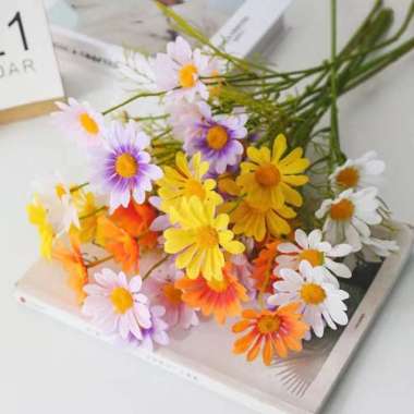 BUNGA PLASTIK KRISAN S05 BUNGA DAISY BLOSSOM HIAS BUNGA ARTIFICIAL warna Putih