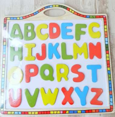 Mainan Edukasi Puzzle Papan Kayu HURUF GANTUNG