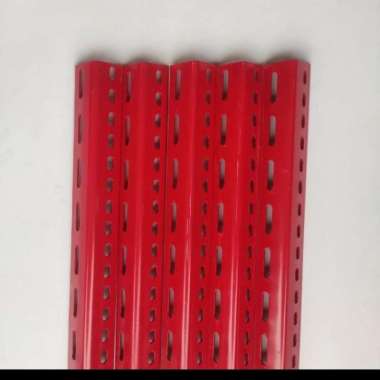 Besi Siku Lubang Merah 40x40 x 2mm tebal 2 mm 4x4 cm panjang 3 meter
