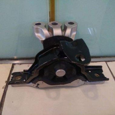 OEM Engine Mounting Kanan Captiva Bensin NFL