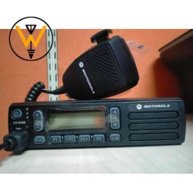 MOTOROLA XIR M 3688 VHF 136-174MHz 25W XIR-M3688 VHF XIRM3688 M3688  45 WATT