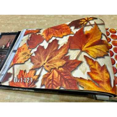 Wallpaper Dinding Motif Daun Maple 3D Rock