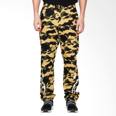 A Bathing Ape 1st Camo Shark Celana Jogger Pria - Yellow