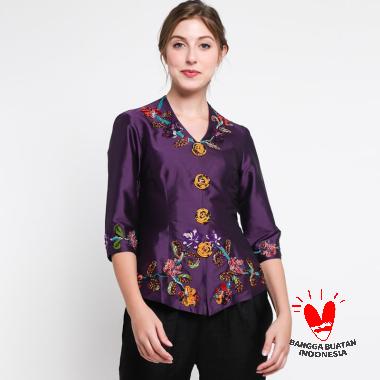 Model Baju Batik Atasan Wanita Kantor Terbaru 2019 Bliblicom
