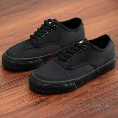 SEPATU JOHNSON ASTRO ALL BLACK ORIGINAL 38 all black