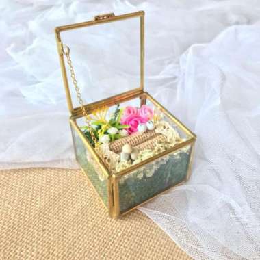 Kotak Cincin Terarium Ready Stock! Free Inisial