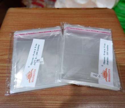 plastik perekat OPP 9x9 cm