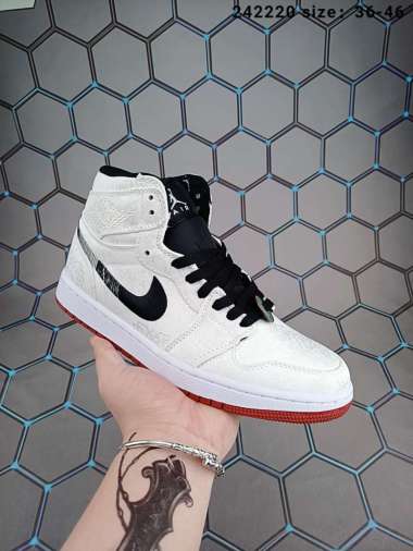 Jual Nike Retro 1 Terbaik Mei 2022 - Harga Murah \u0026 Gratis Ongkir - Blibli