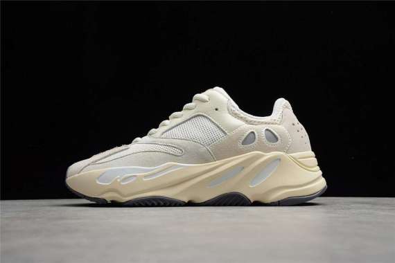 Harga Yeezy 700 Analog Terbaru Juni 