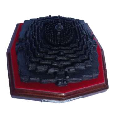Miniatur Candi Borobudur dari Batu Candi