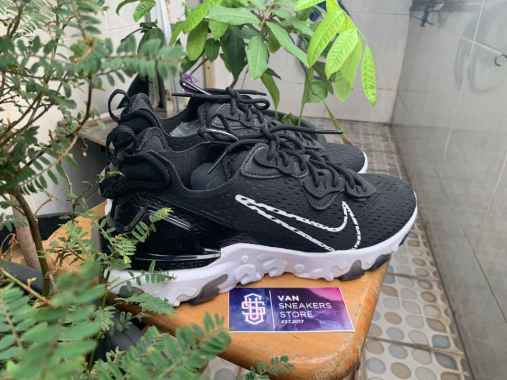 nike vision react all black