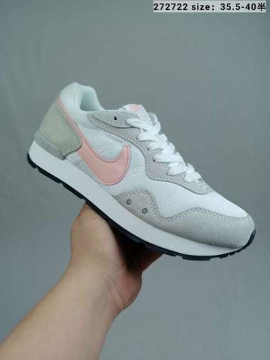 nike venture running