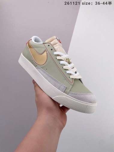 nike blazer low desert sand