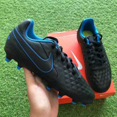 Jual Sepatu Bola Nike Legend 8 Terlengkap \u0026 Original - Harga Murah Mei 2022  | Blibli