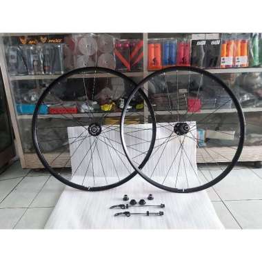 WHEELSET 700C XLR8 DISCBRAKE QR DAN TA 28H
