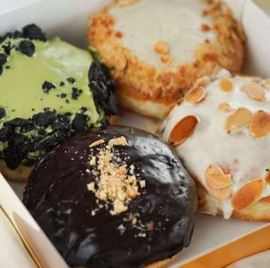 Chocban Jakarta - 1 Box Donat Topping isi 4 Topping A